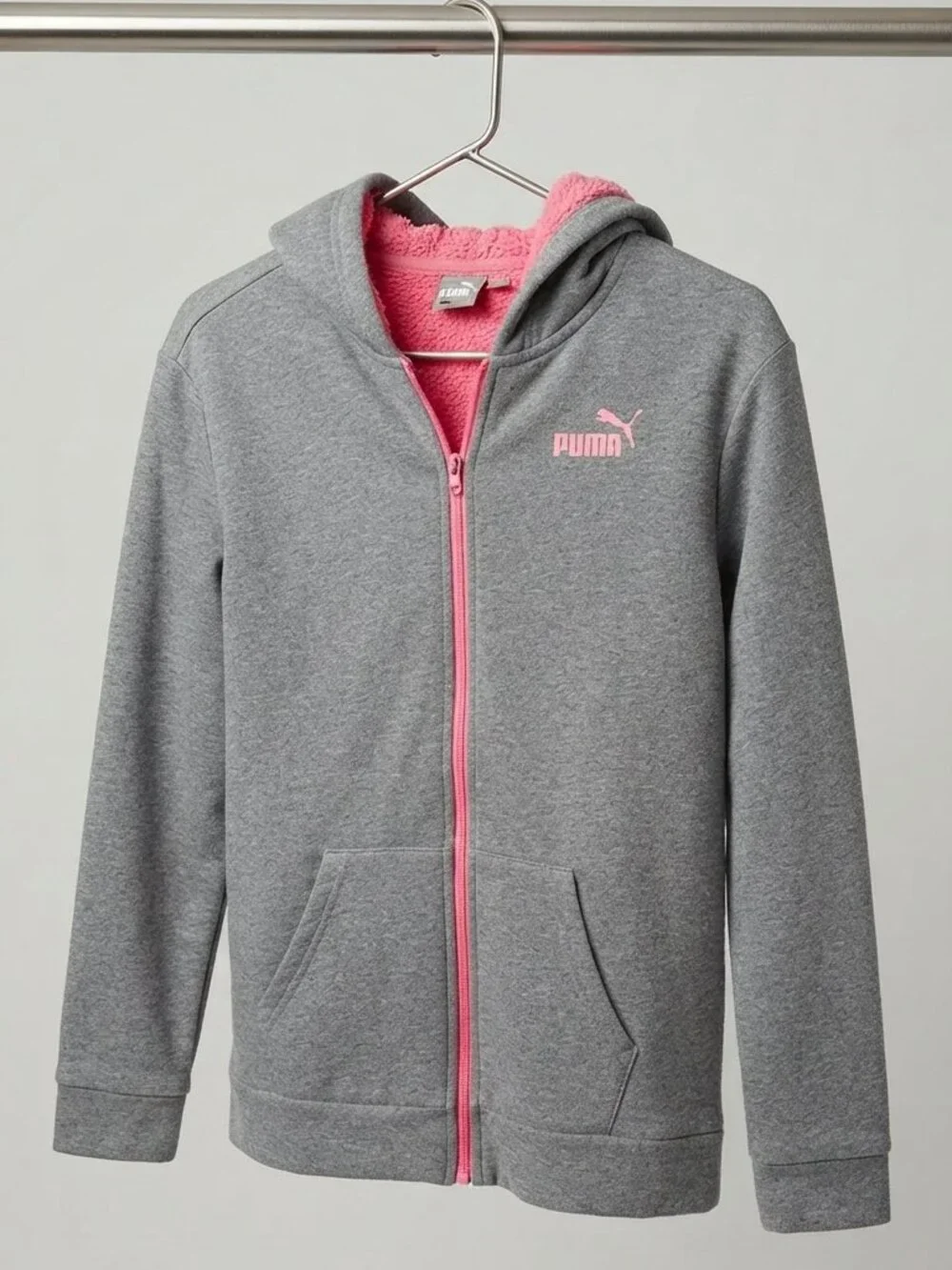 PUMA Sherpa Lined Full Zip Hoodie Gray Pink Girls Large (14/16) Great Condition